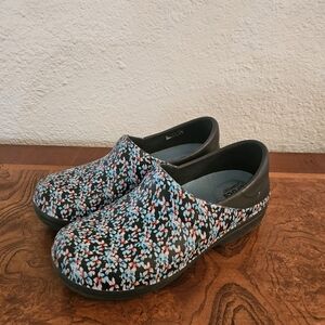 Crocs Colorful Floral Clogs